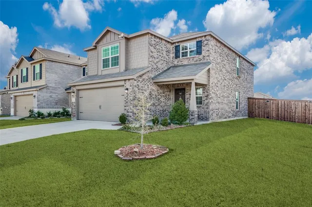 $2,100 | 14004 Haggerston Drive, Pilot Point, TX 76258