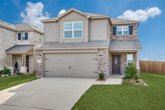 $2,100 | 14004 Haggerston Drive, Pilot Point, TX 76258