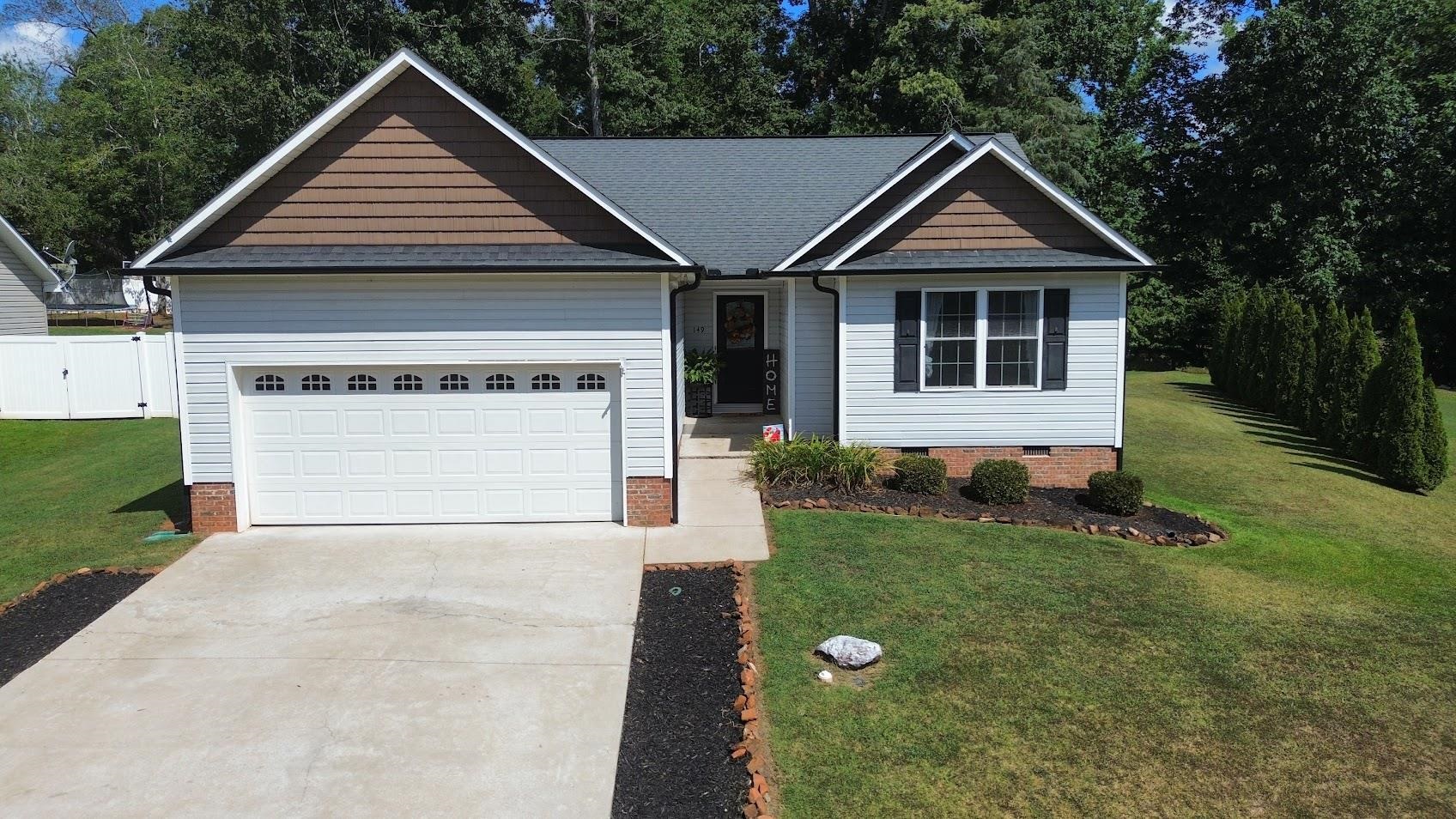 149 Topaz Lane Gaffney, SC 29341 - Photo 2 of 44