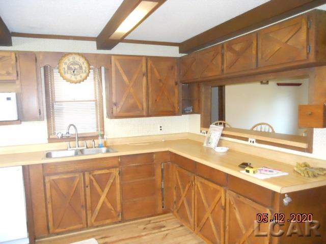 3031 West Dean Road Lambertville, MI 48144 - Photo 3 of 24 50011205-2.JPG