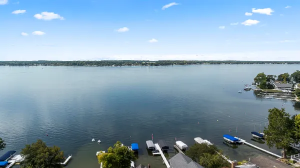 $1,790,000 | 11247 North E Wawasee Drive, Syracuse, IN 46567