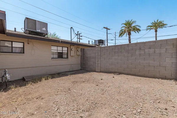 $1,800 | 9802 North 2nd Way, Phoenix, AZ 85020