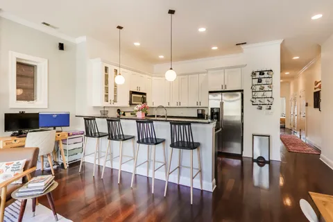 $599,000 | 4110 North Western Avenue, Unit 2S, Chicago, IL 60618