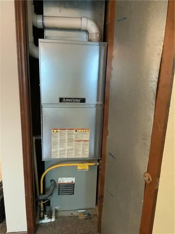 $215,000 | 7 West Garfield Street, Iola, KS 66749