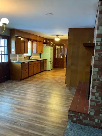 $215,000 | 7 West Garfield Street, Iola, KS 66749