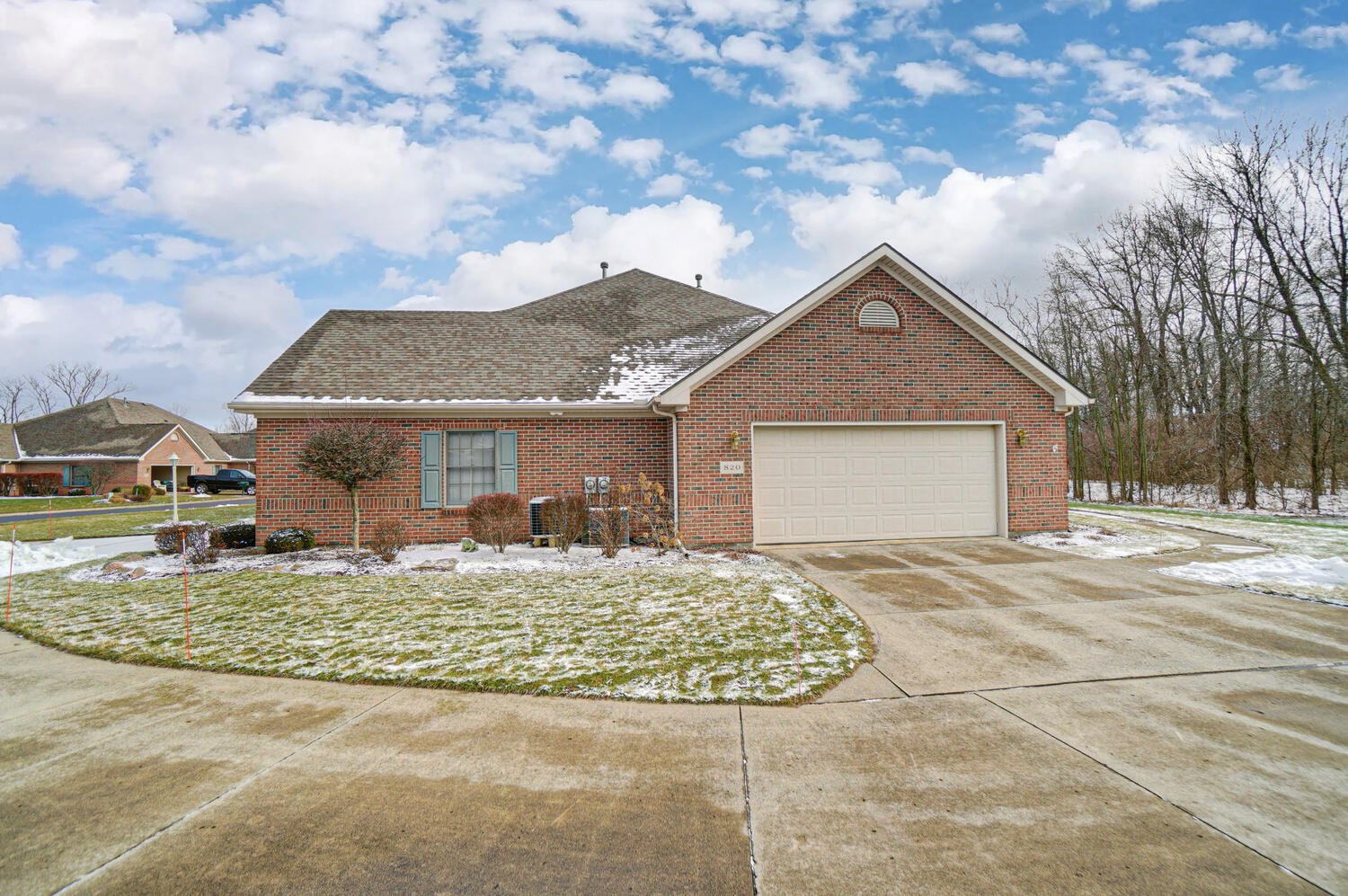 820 Brendle Springfield, OH 45503 - Photo 2 of 50