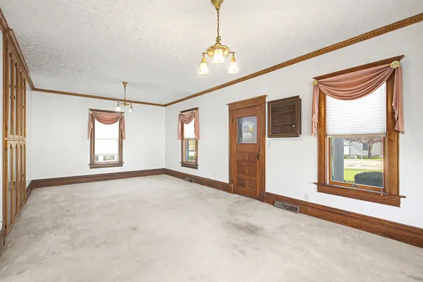 $245,000 | 201 West Main Street, Elizabeth, IL 61028