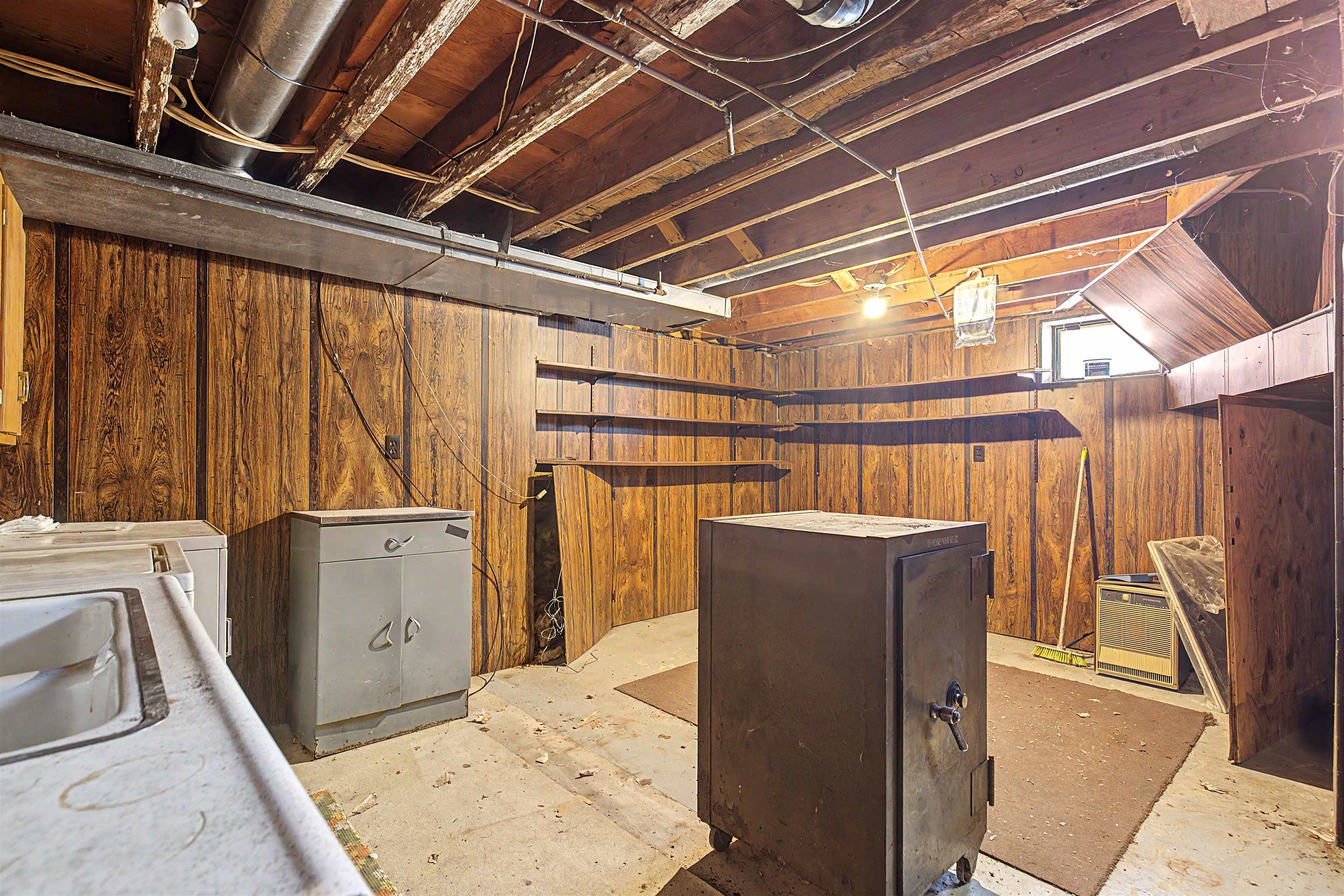 201 West Main Street Elizabeth, IL 61028 - Photo 31 of 34 a view of a storage & utility room
