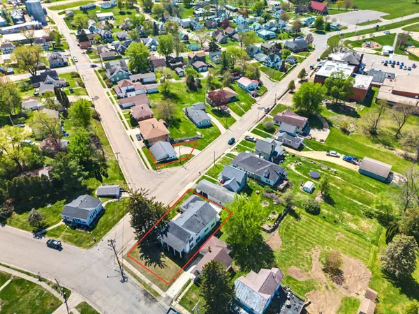 $245,000 | 201 West Main Street, Elizabeth, IL 61028