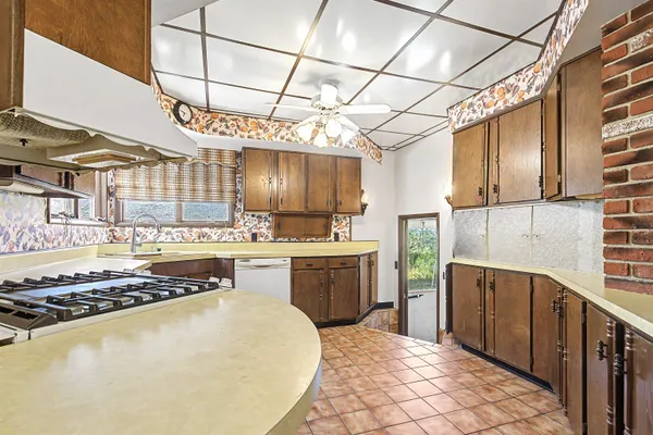 $245,000 | 201 West Main Street, Elizabeth, IL 61028