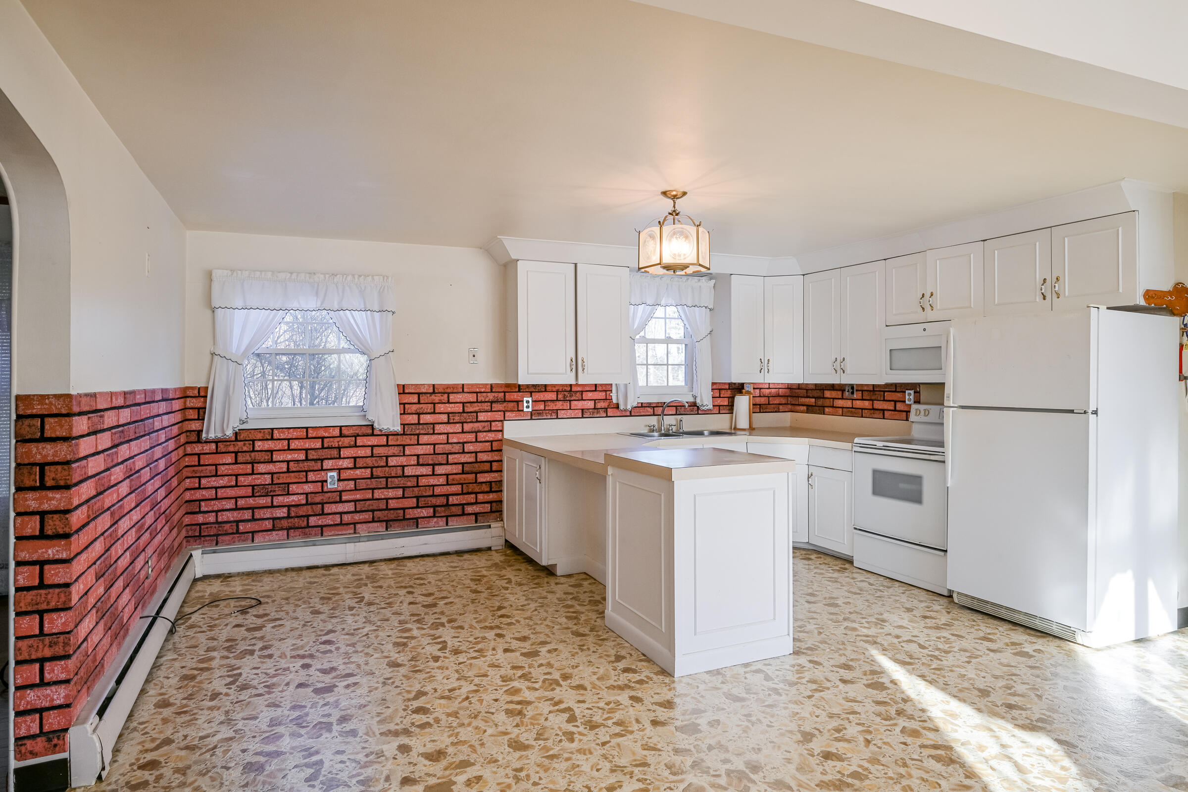 208 Nelson Road Augusta, ME 04330 - Photo 6 of 38 109798gr-119