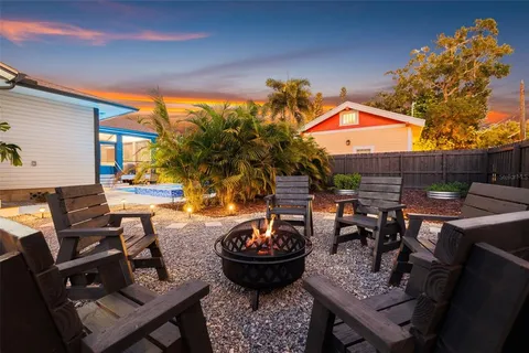 $1,425,000 | 2822 Burlington Avenue North, St. Petersburg, FL 33713