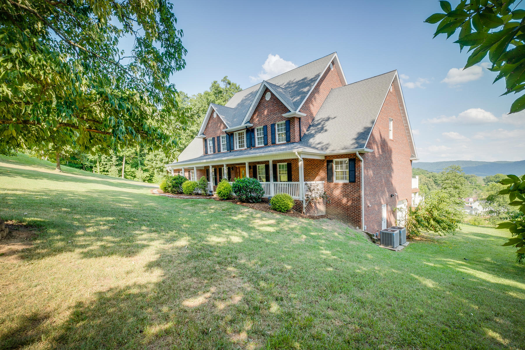 506 Whitetail Road Church Hill, TN 37642 - Photo 3 of 70 003