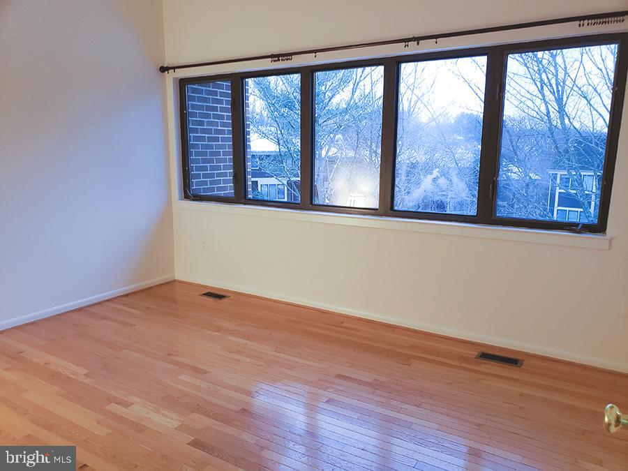 10993 Thrush Ridge Road Reston, VA 20191 - Photo 18 of 27