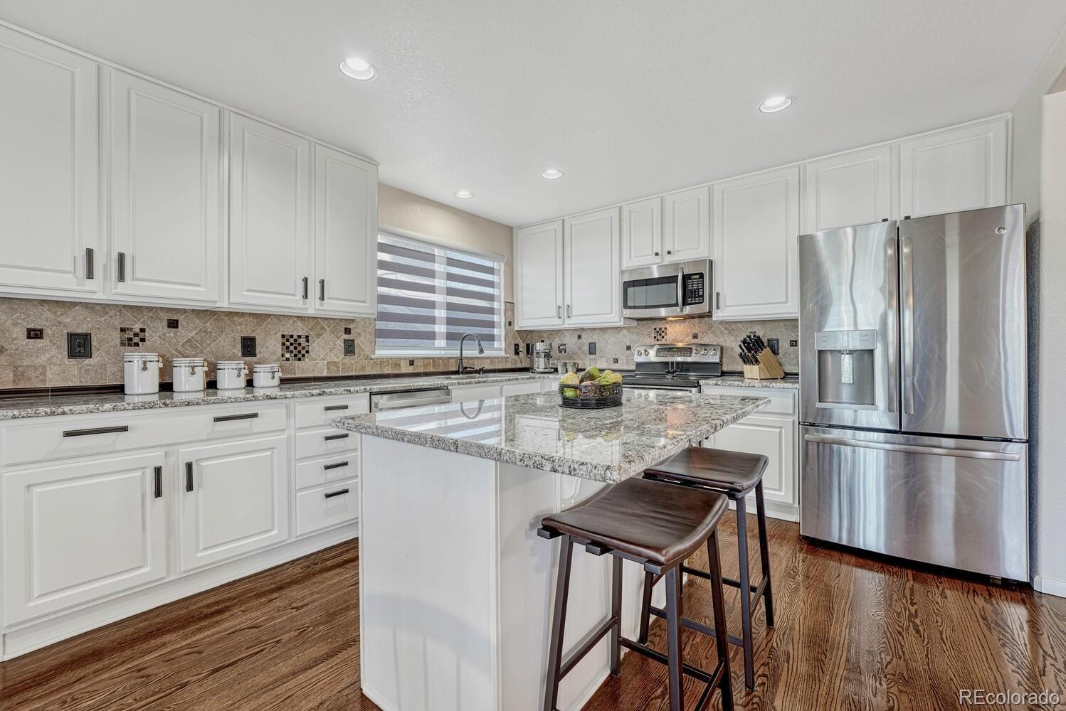 10073 Blackbird Place Highlands Ranch, CO 80130 - Photo 9 of 50