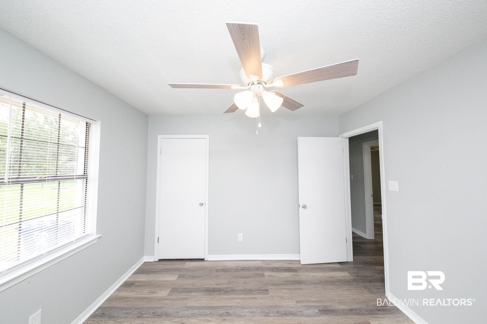 513 West Rose Avenue Foley, AL 36535 - Photo 37 of 50
