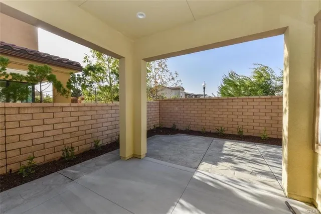 a view of a pathway both side of building