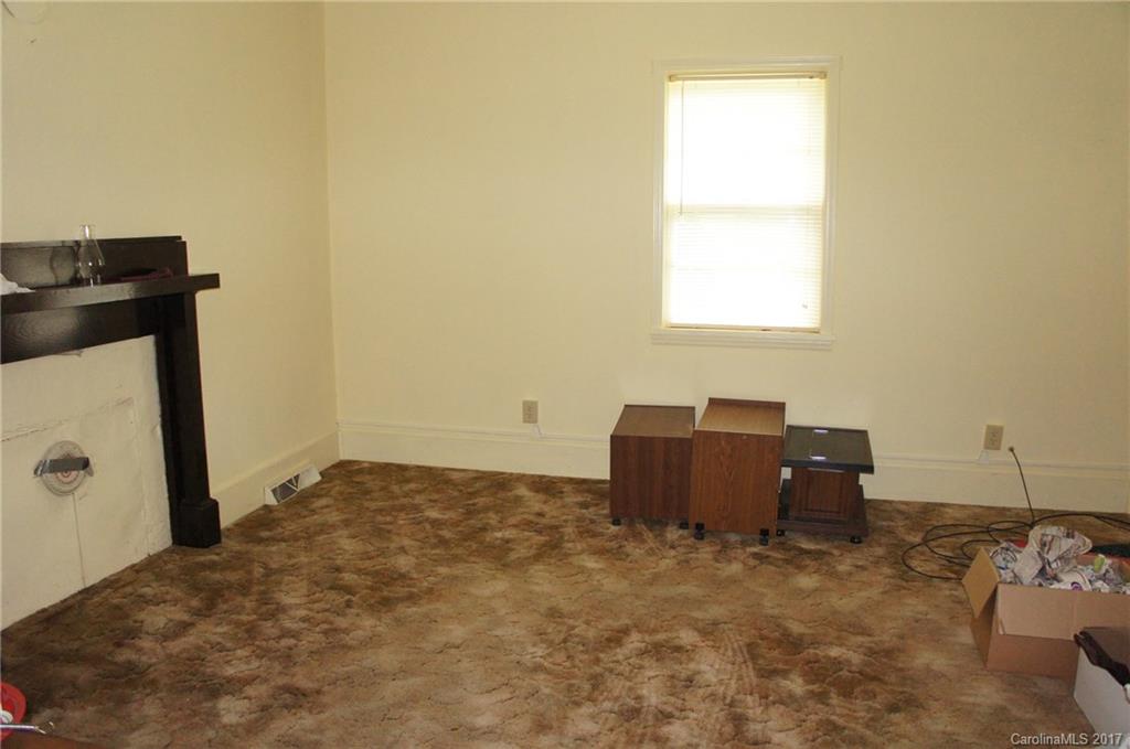 2961 Forbes Road Gastonia, NC 28056 - Photo 5 of 13 Gallery Image 5