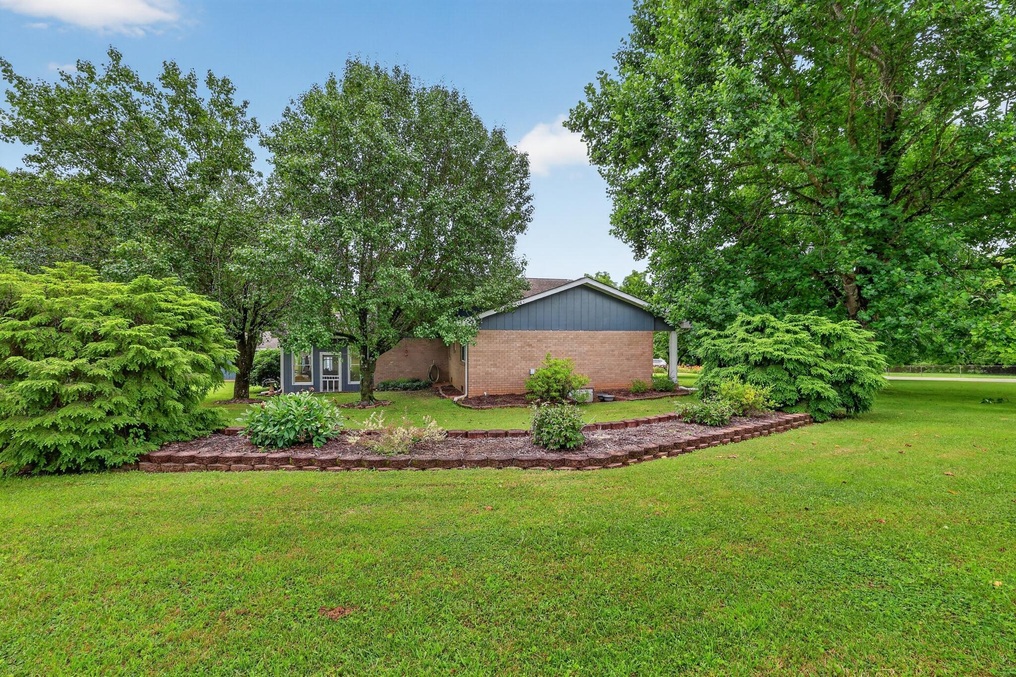 1751 Crabtree Road Hixson, TN 37343 - Photo 31 of 35 31_beyc6a3bf9c58a27e