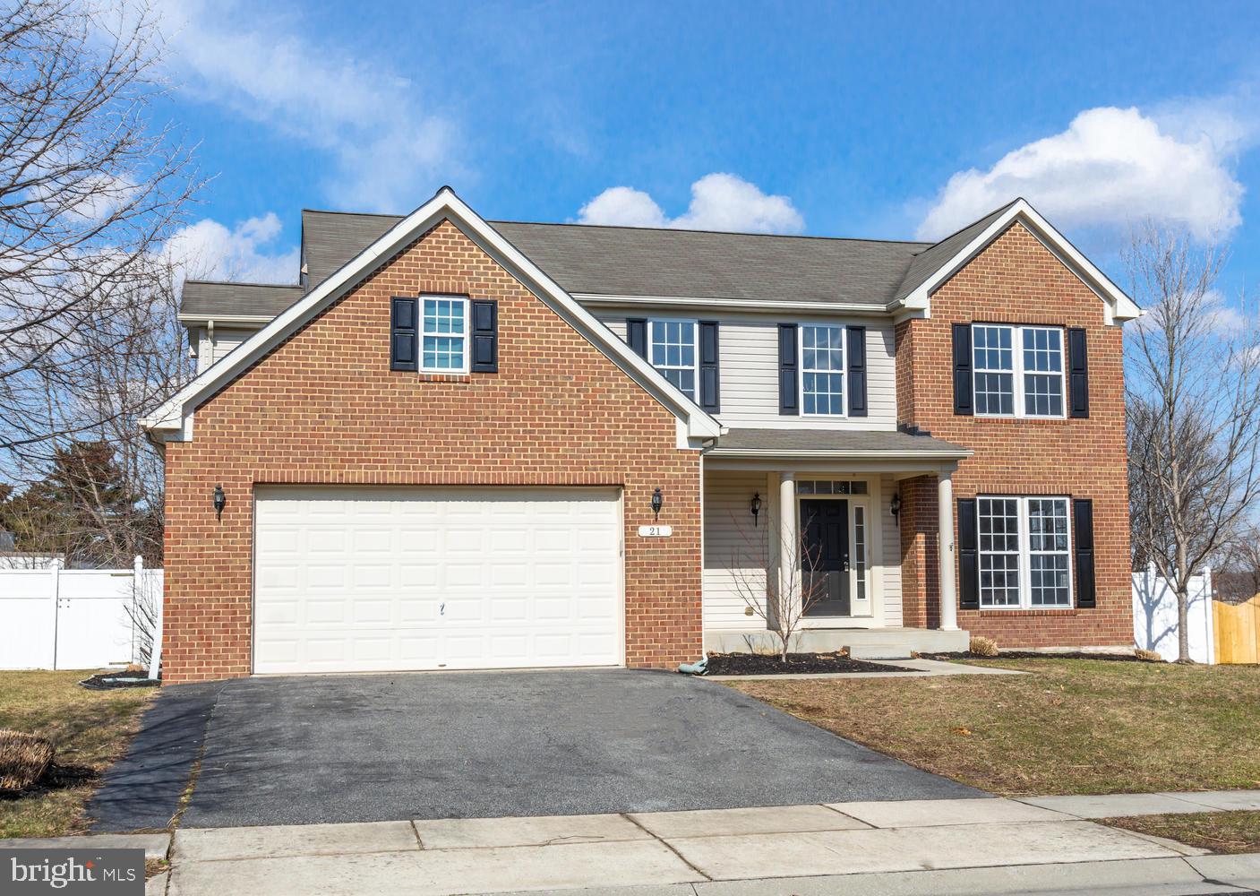 21 Lister Lane Ridgely, MD 21660 - Photo 1 of 30 SIMPLY STUNNING