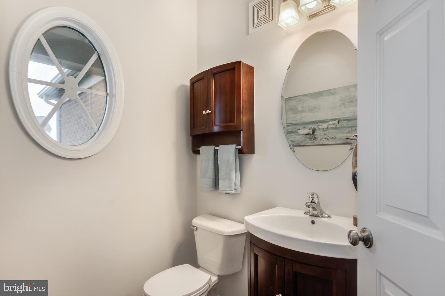 21 Lister Lane Ridgely, MD 21660 - Photo 11 of 30 1st floor half bath