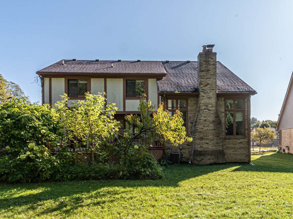 1004 Bembridge Drive Rochester, MI 48307 - Photo 46 of 47 Rear