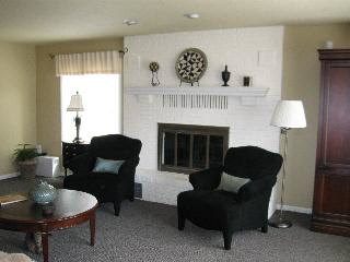 3451 Section Road Lambertville, MI 48144 - Photo 15 of 20 Family room