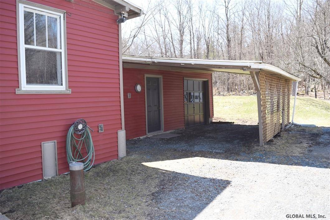 346 Plank Road Poestenkill, NY 12140 - Photo 3 of 51 Photo 3