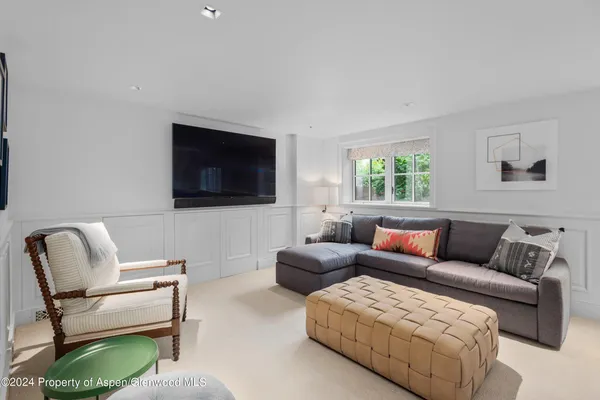 $100,000 | 1230 Snowbunny Lane, Aspen, CO 81611