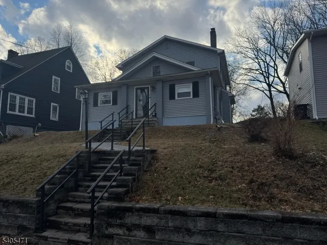 $599,999 | 835 Dixie Lane, Plainfield, NJ 07062