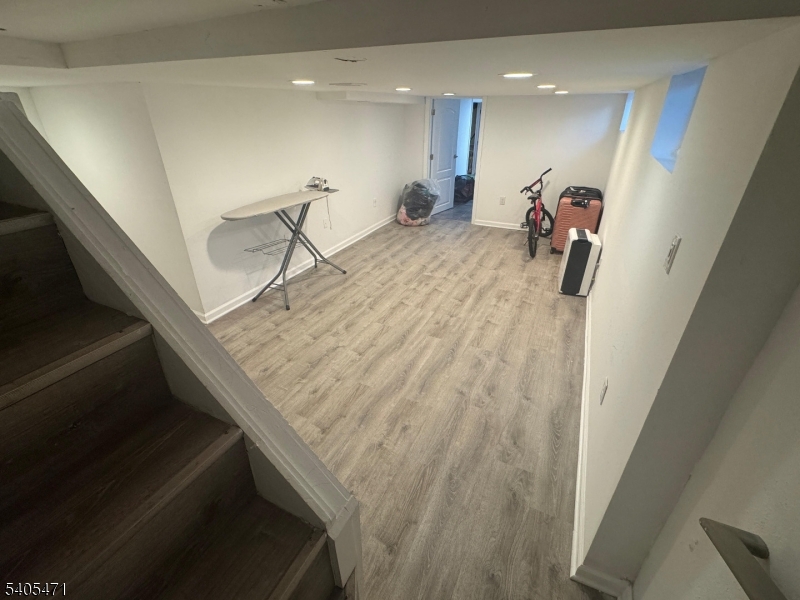 835 Dixie Lane Plainfield, NJ 07062 - Photo 35 of 37 a view of a hallway