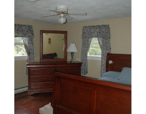 30 Pig Hill Road Coventry, RI 02827 - Photo 8 of 20 Master Bedroom.