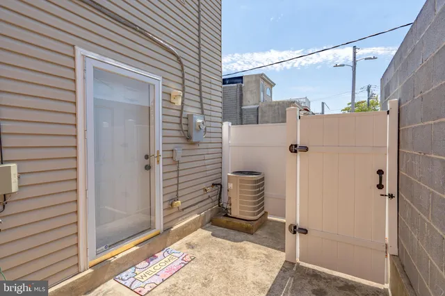 $1,800 | 508 Scott Street, Baltimore, MD 21230