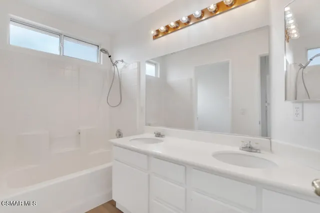 $4,395 | 663 Avenida Magdalena, Camarillo, CA 93010