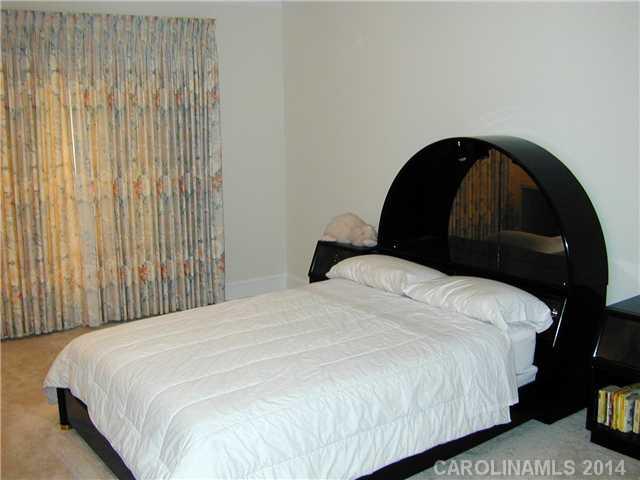 4110 Sharon View Road Charlotte, NC 28226 - Photo 11 of 16 Gallery Image 11