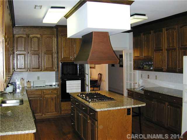4110 Sharon View Road Charlotte, NC 28226 - Photo 6 of 16 Gallery Image 6