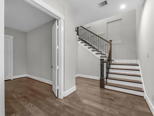 $3,500 | 86 Dobbs View Lane, Spring, TX 77389