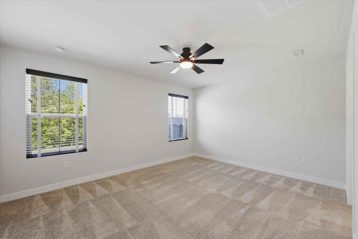 2250 Hemming Way Inman, SC 29349 - Photo 25 of 36 Primary Suite