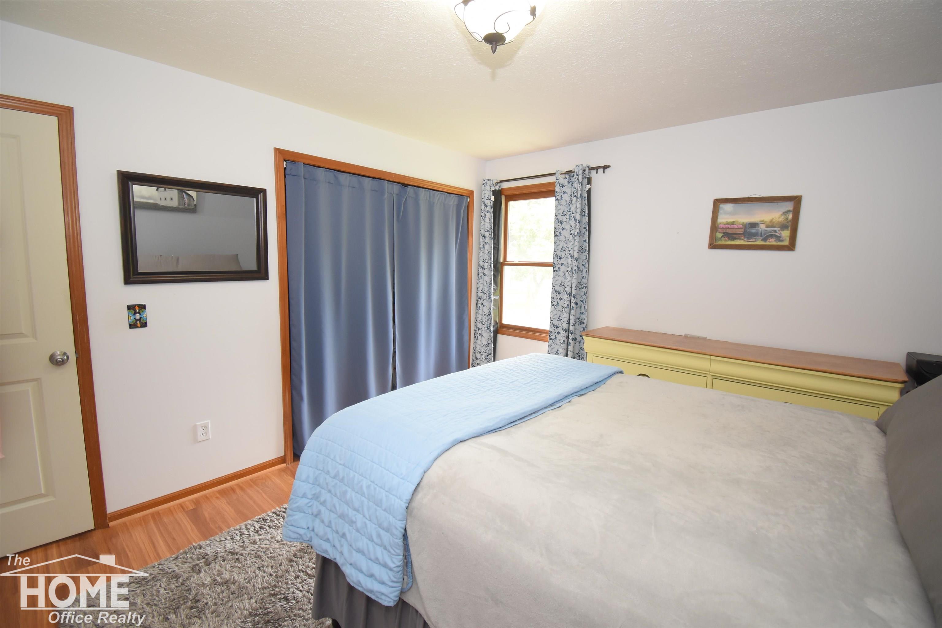 13092 South Beardslee Road Perry, MI 48872 - Photo 15 of 31 50213675-c6fc0e00-aced-4a73-bc90-f3d95d70ab9b.JPG