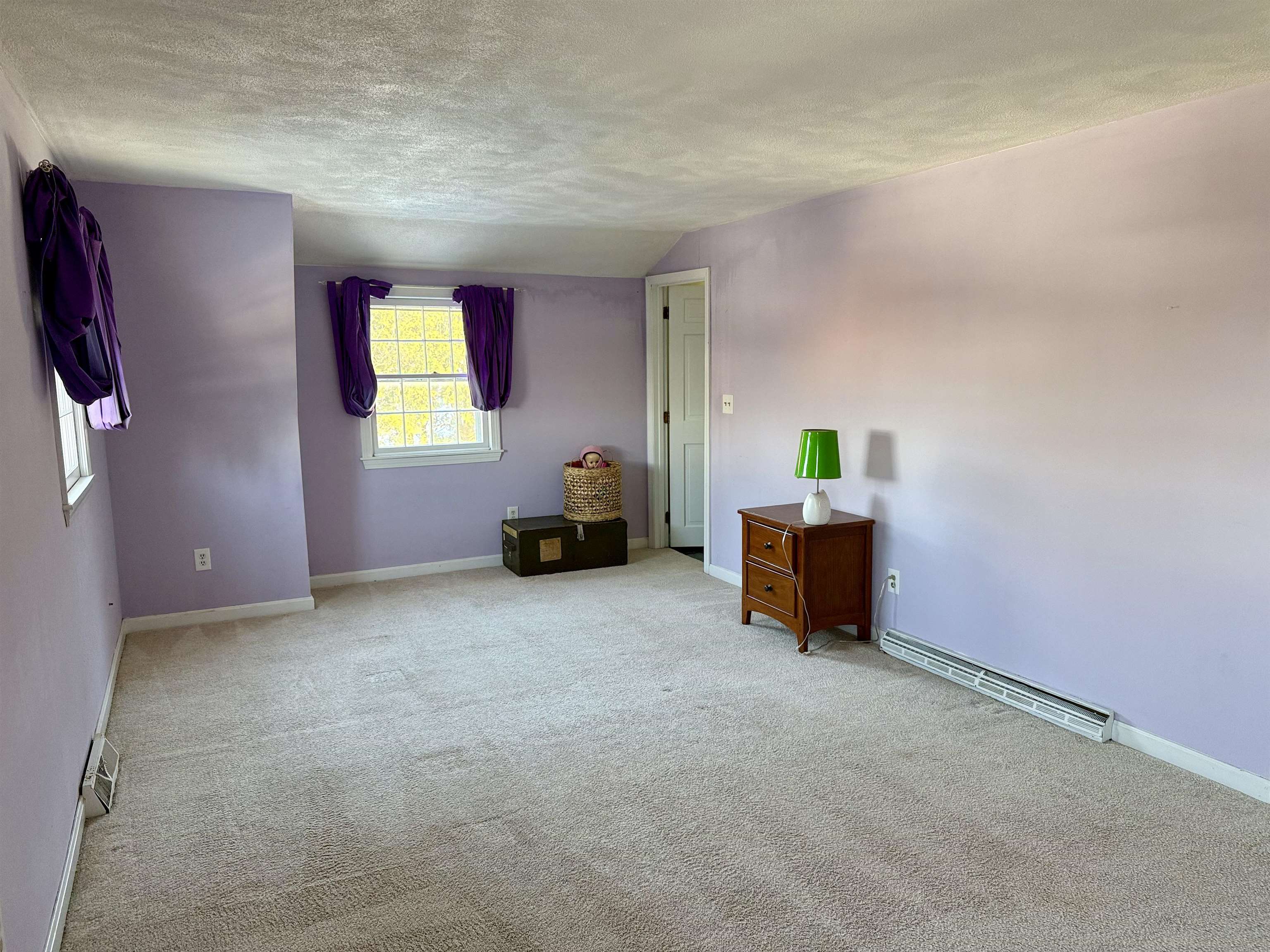 24 Shadwell Road Nashua, NH 03062 - Photo 12 of 17