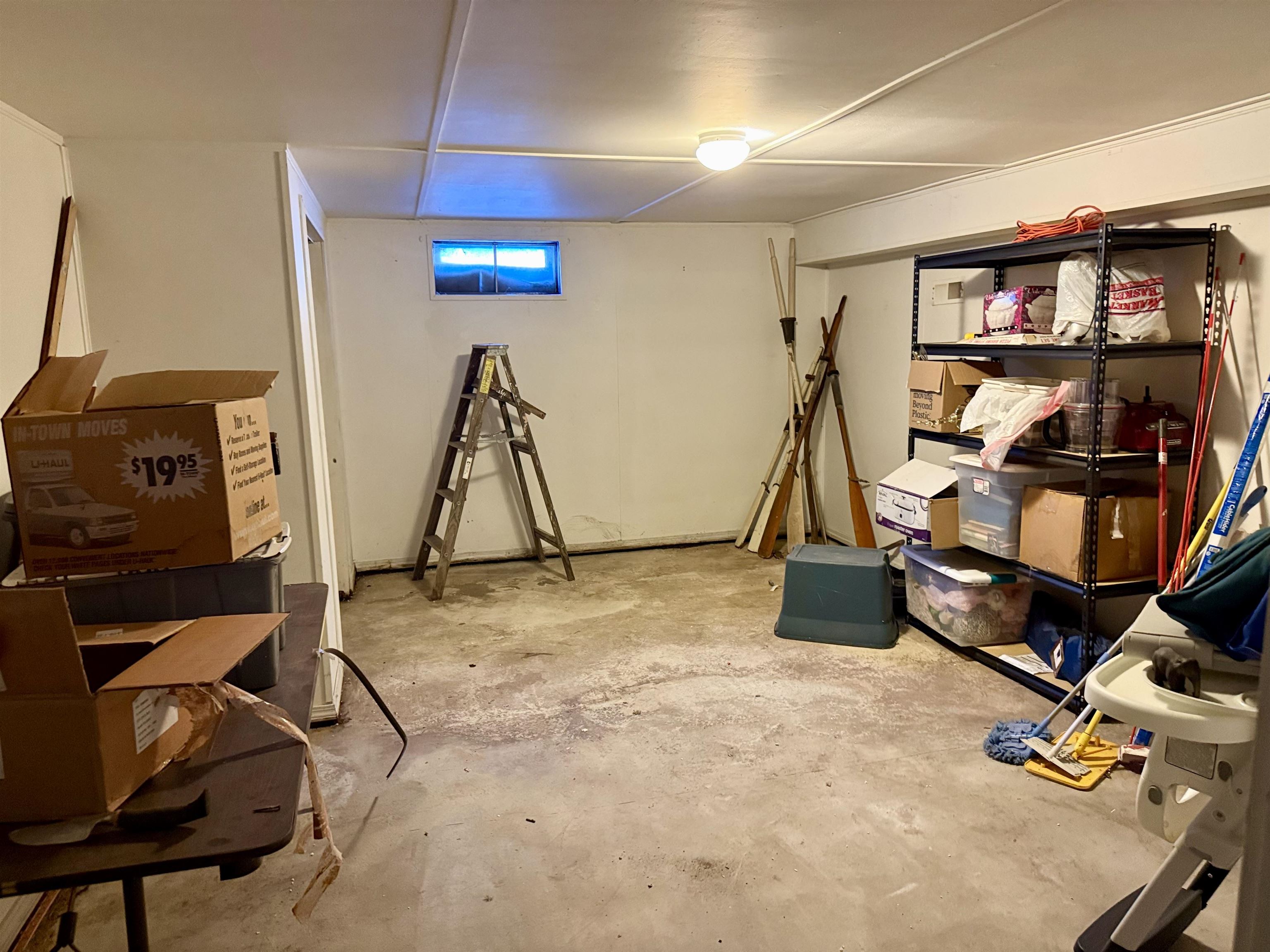 24 Shadwell Road Nashua, NH 03062 - Photo 15 of 17