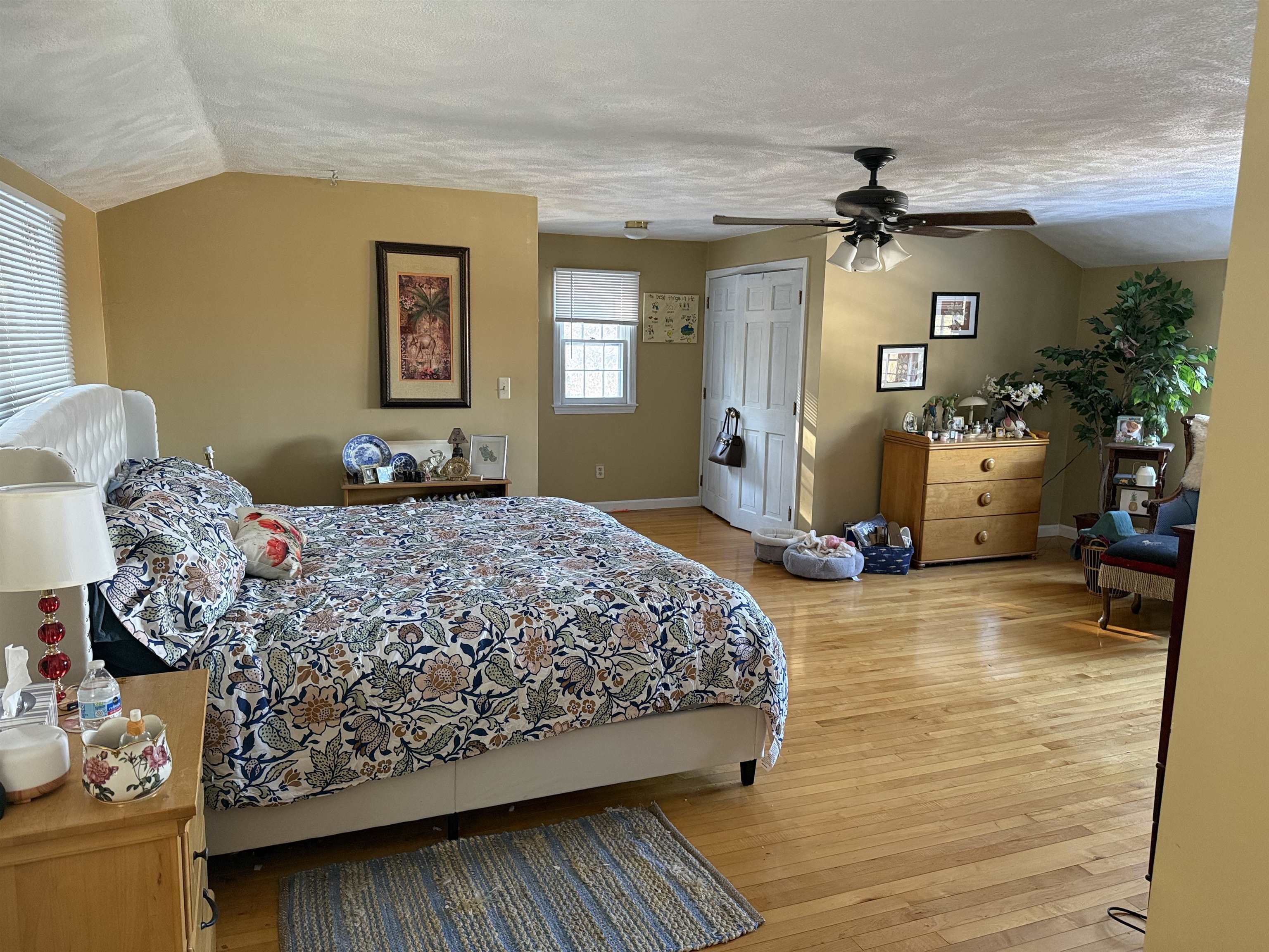 24 Shadwell Road Nashua, NH 03062 - Photo 8 of 17