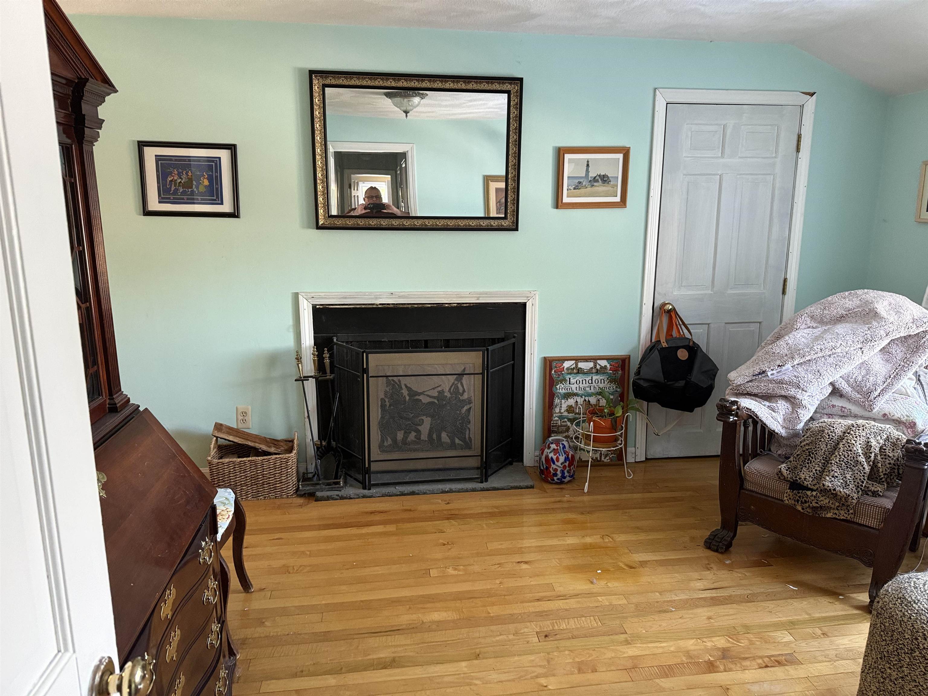 24 Shadwell Road Nashua, NH 03062 - Photo 10 of 17