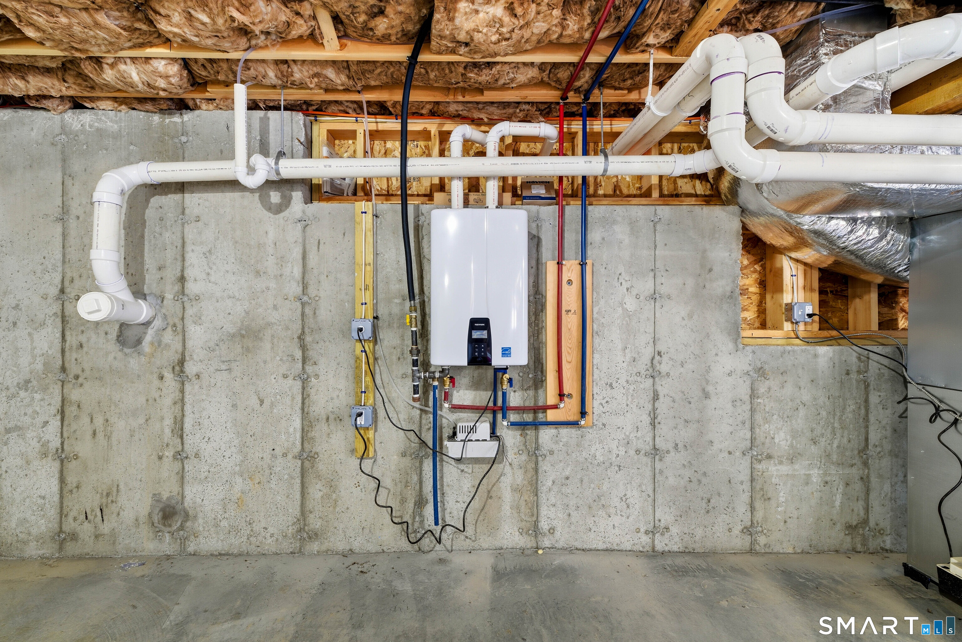 2125 Long Hill Road Guilford, CT 06437 - Photo 33 of 39