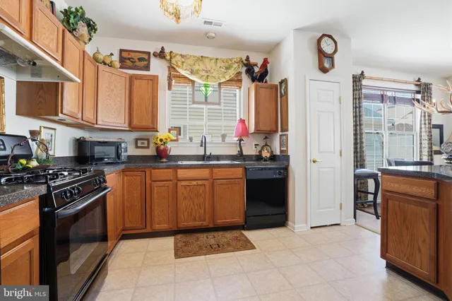 $599,000 | 941 Hamilton Way, Warminster, PA 18974