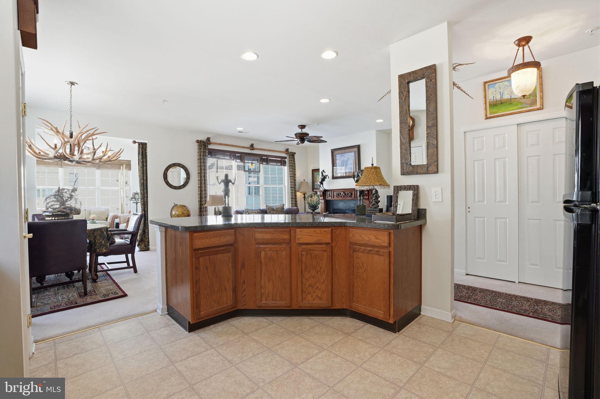 941 Hamilton Way Warminster, PA 18974 - Photo 16 of 27 Kitchen