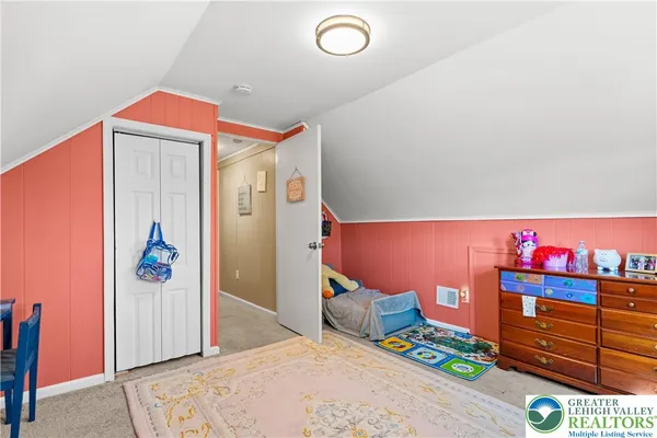 $327,900 | 2104 Fireside Drive, Bethlehem, PA 18018