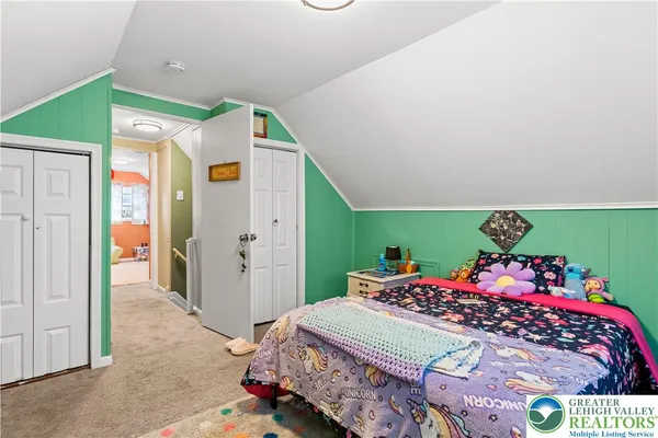 $327,900 | 2104 Fireside Drive, Bethlehem, PA 18018