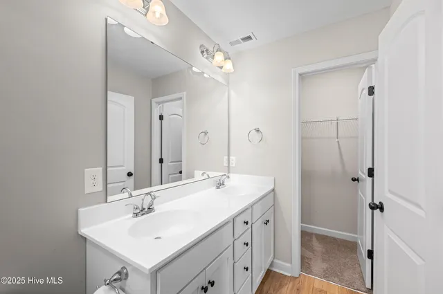 $1,725 | 111 Easton Drive, Richlands, NC 28574