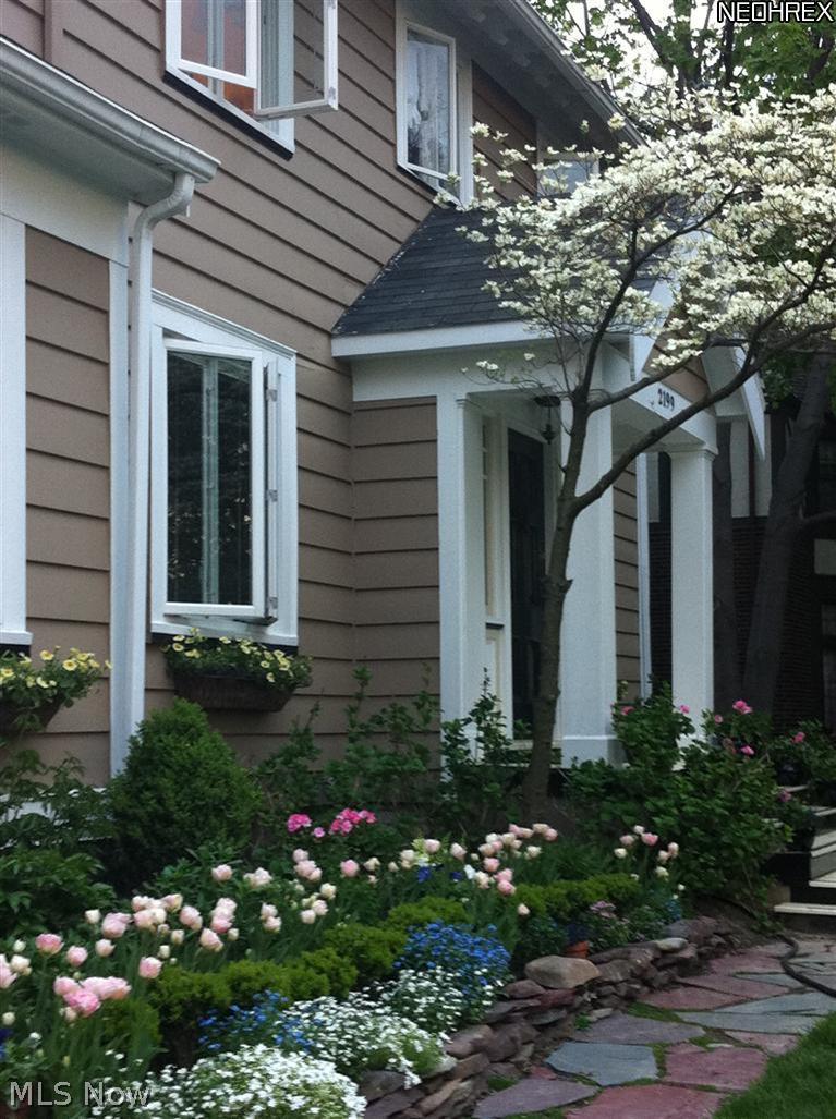 2199 Stillman Road Cleveland, OH 44118 - Photo 11 of 17